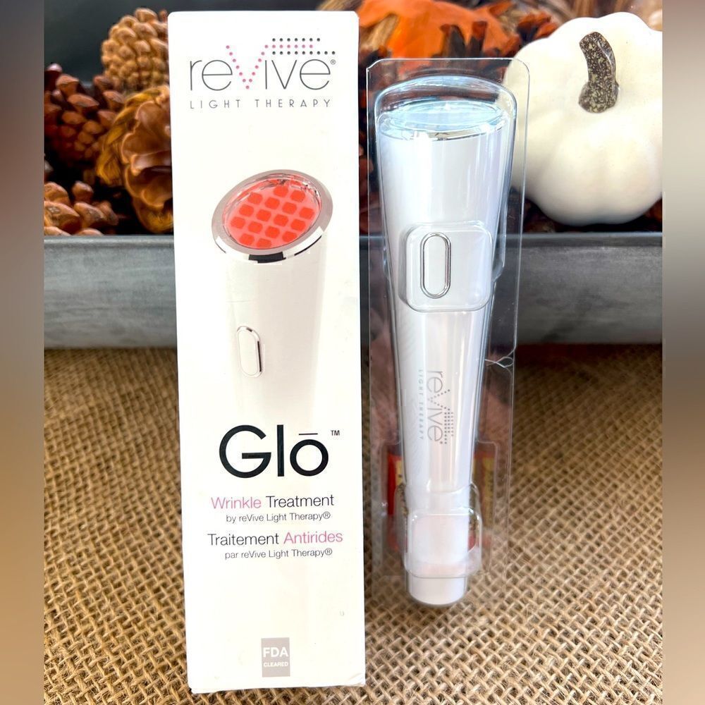 REVIVE Glo  Anti-Aging new in box